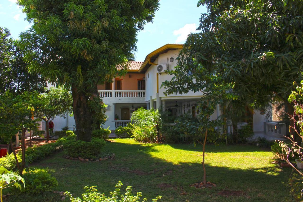 Ross Char Hotel Asunción Esterno foto