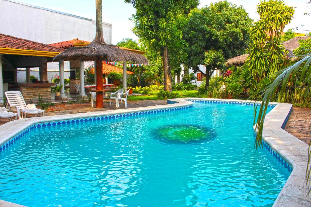Ross Char Hotel Asunción Esterno foto