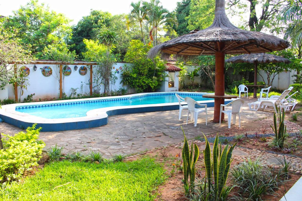 Ross Char Hotel Asunción Esterno foto