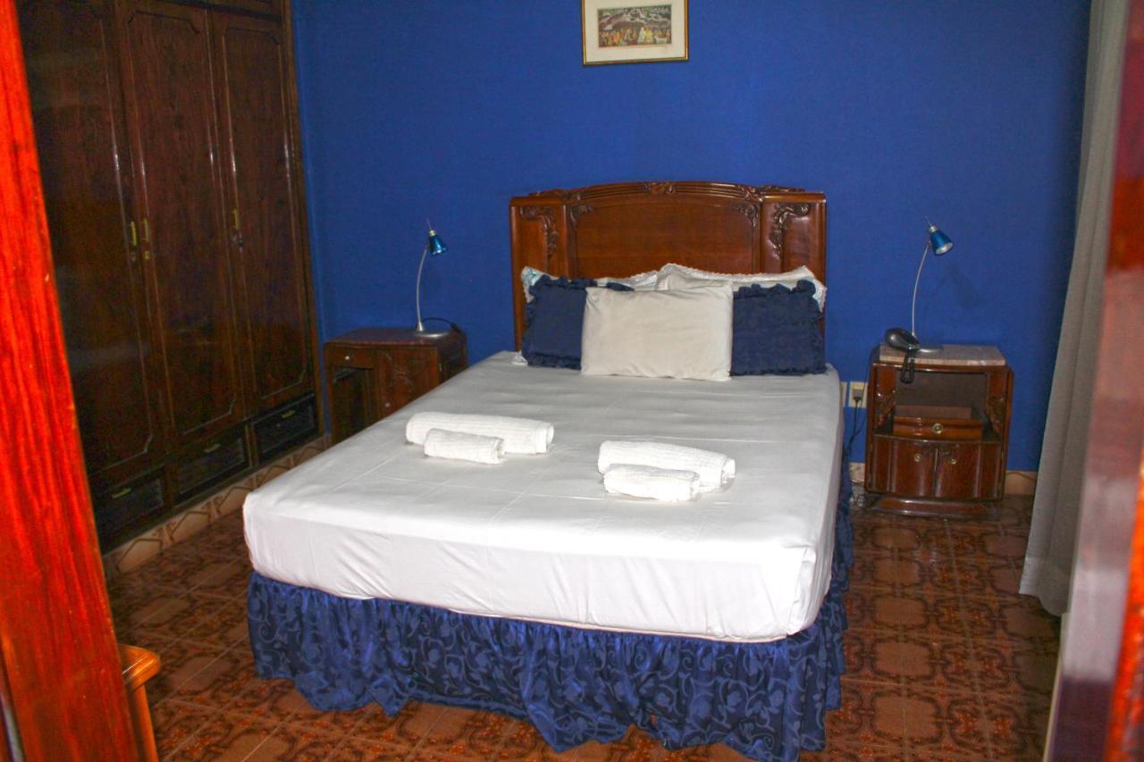 Ross Char Hotel Asunción Esterno foto
